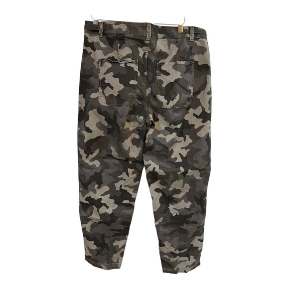 Sundance Reed Camo Pants Sz 14 Straight Leg Ankle Crop High Rise J27 - Picture 6 of 9
